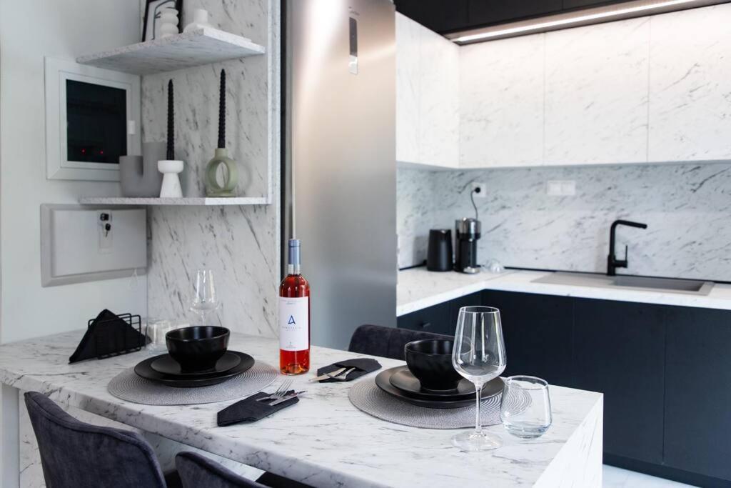 Paris Opulent Lifestyle *