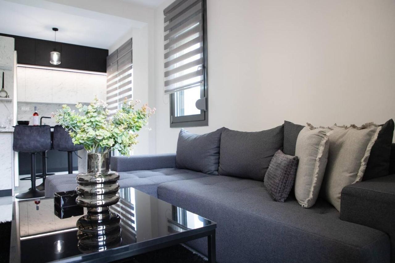 Apartment Paris Opulent Lifestyle